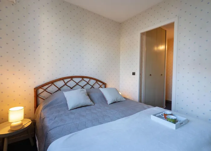 Eugenie-3 By Interhome Appartement