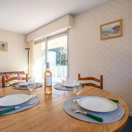 Eugenie-3 By Interhome Appartement