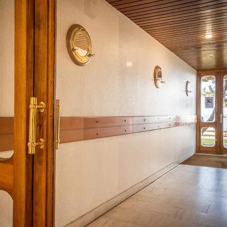 Appartement Eugenie-3 By Interhome *